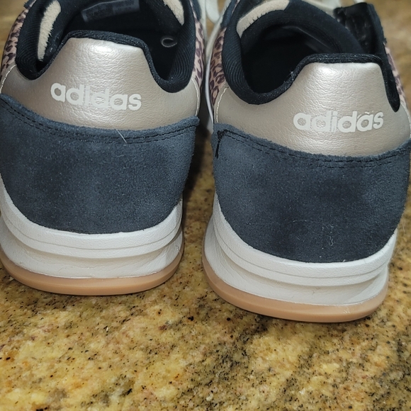 Adidas Women's Farm Run 70s 2.0 Sneaker in Magic Beige/Off White/Blk Colorway - Picture 6 of 7